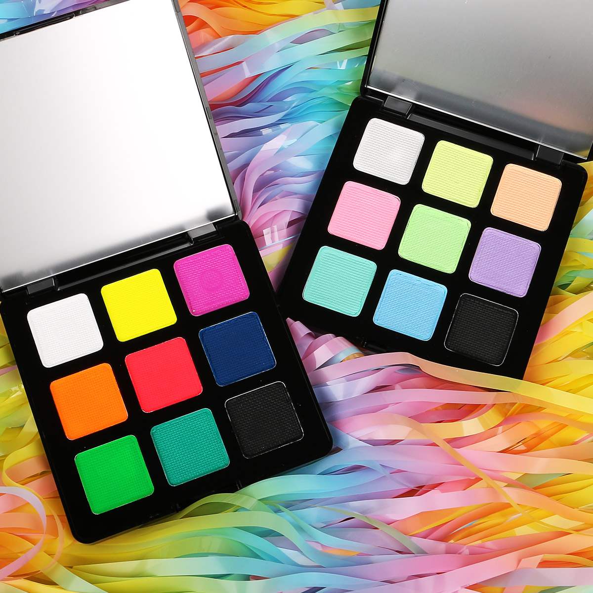 Juego de 2 paletas: paleta delineadora de ojos activada por agua de 9 colores