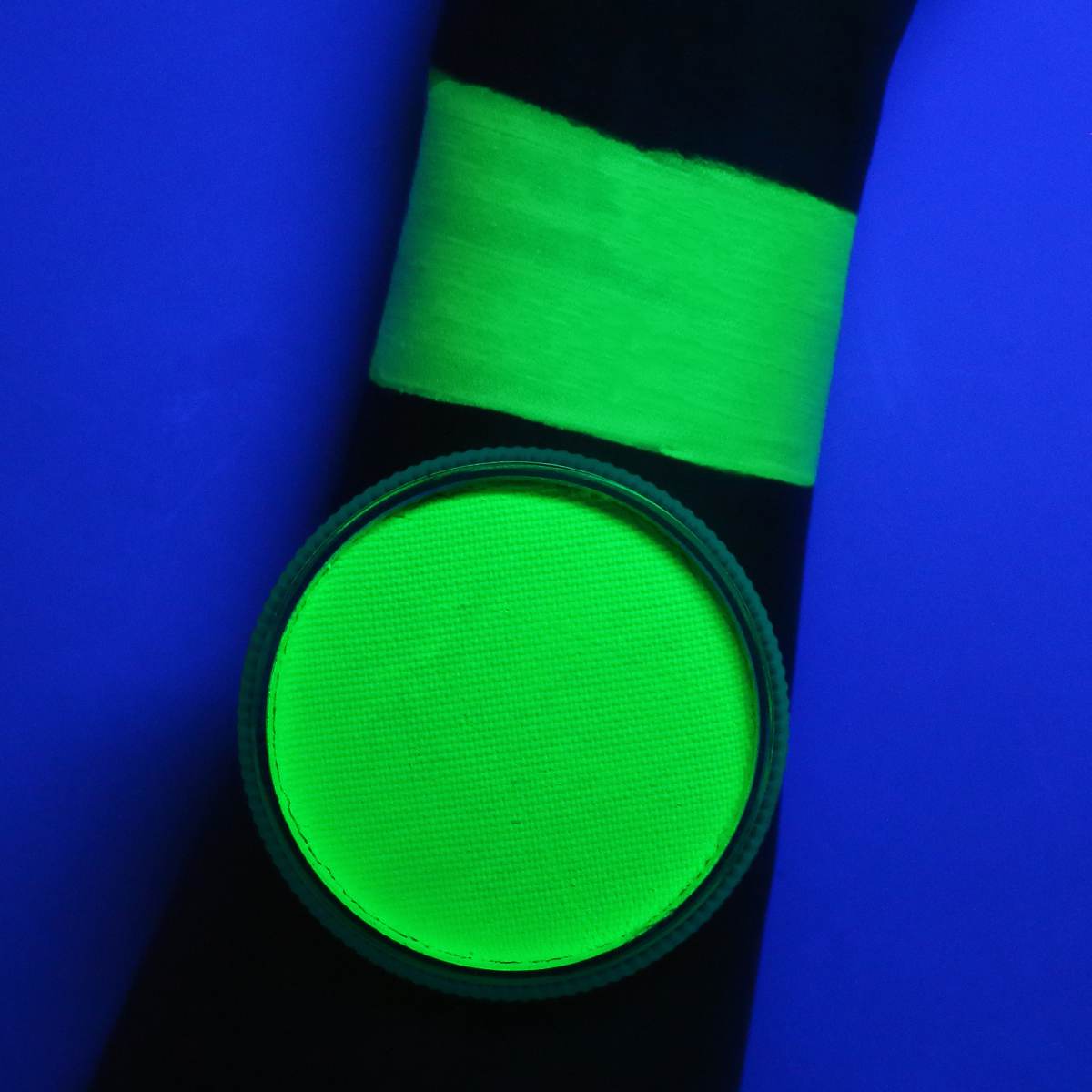 30g Professional Face Body Paint Cake - uv pastel green