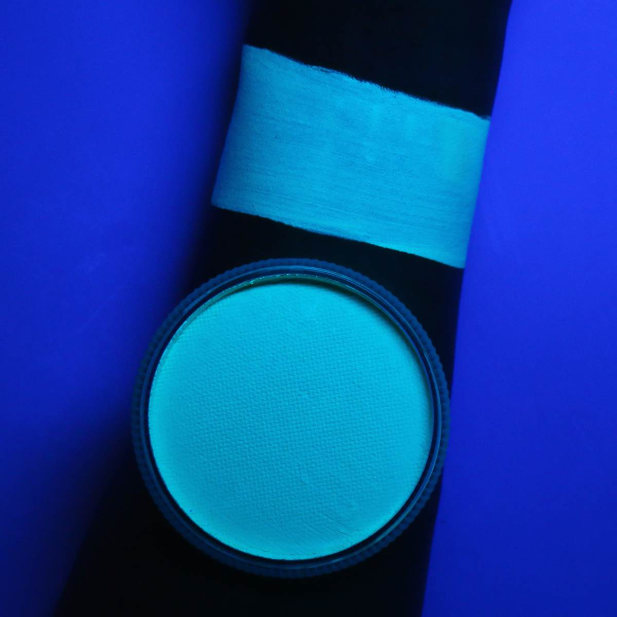 30g Professional Face Body Paint Cake - uv pastel turquoise