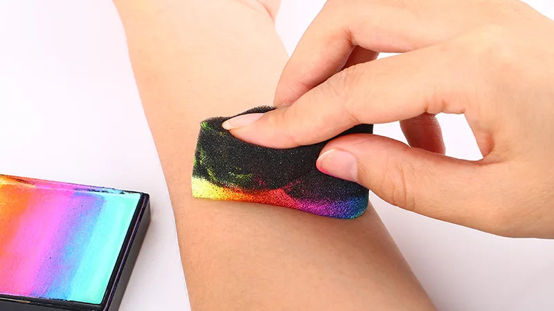 how to apply face paint with a sponge